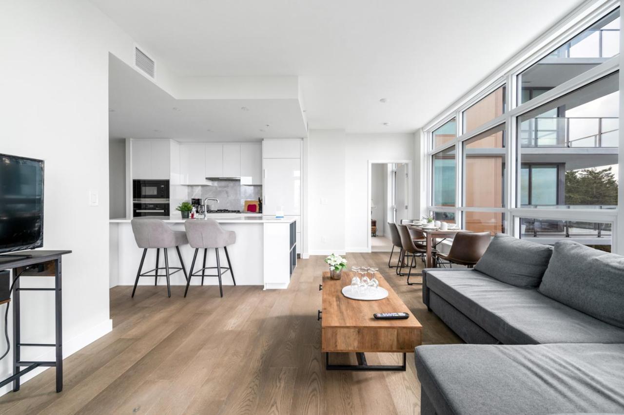 Urban Oasis: Stylish Apartment Retreat At Ubc Vancouver Luaran gambar